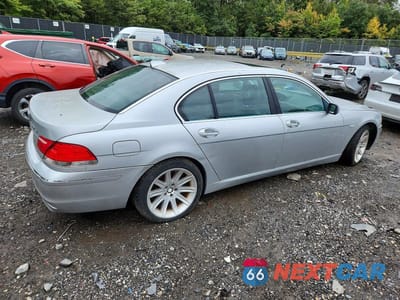 Trzecie zdjęcie samochodu z tyłu: 2007 BMW 750 VIN:WBAHN83547DT75013 - miniatura