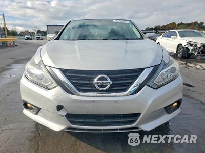 Piąte zdjęcie samochodu w środku: 2018 NISSAN ALTIMA 2.5 SV VIN:1N4AL3AP3JC116470 - miniatura