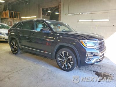 Czwarte zdjęcie samochodu z boku: 2025 VOLKSWAGEN ATLAS CROSS SPORT SEL PREMIUM R-LINE VIN:1V2FE2CA4SC203579 - miniatura