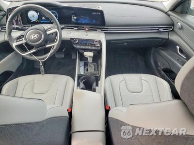 Zdjęcie 8 z 12 samochodu: 2025 HYUNDAI ELANTRA LIMITED VIN:KMHLN4DJ0SU153106 - miniatura