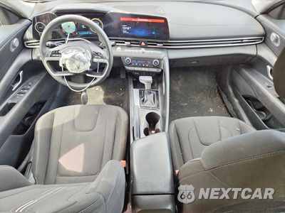 Zdjęcie 8 z 12 samochodu: 2024 HYUNDAI ELANTRA SEL VIN:KMHLM4DG1RU656757 - miniatura