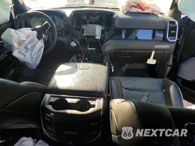 Zdjęcie 8 z 12 samochodu: 2025 RAM 1500 LARAMIE VIN:1C6SRFJP5SN631496 - miniatura