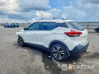 Drugie zdjęcie samochodu z przodu: 2018 NISSAN KICKS SV VIN:3N1CP5CU2JL508708 - miniatura