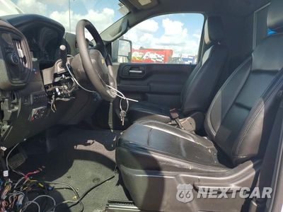 Zdjęcie 7 z 13 samochodu: 2022 CHEVROLET SILVERADO C3500 VIN:1GB3WRE73NF327135 - miniatura