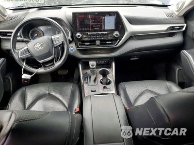 Zdjęcie 8 z 13 samochodu: 2022 TOYOTA HIGHLANDER HYBRID PLATINUM VIN:5TDEBRCH2NS084204 - miniatura