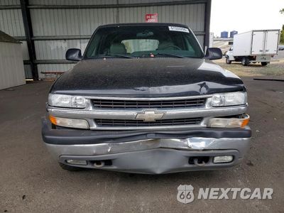 Piąte zdjęcie samochodu w środku: 2000 CHEVROLET SUBURBAN K2500 VIN:3GNGK26U4YG223588 - miniatura