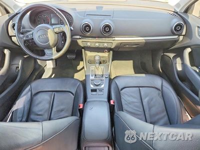 Zdjęcie 8 z 12 samochodu: 2015 AUDI A3 PREMIUM VIN:WAUACGFF1F1009659 - miniatura