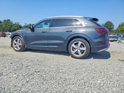 Drugie zdjęcie samochodu z przodu: 2019 AUDI E-TRON PRESTIGE VIN:WA1VAAGE5KB017646 - miniatura
