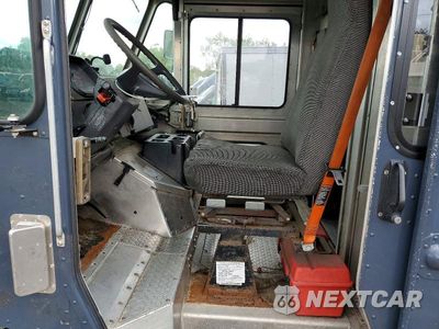Zdjęcie 7 z 13 samochodu: 2021 FREIGHTLINER CHASSIS M LINE WALK-IN VAN VIN:4UZAC2EA1MCML0726 - miniatura