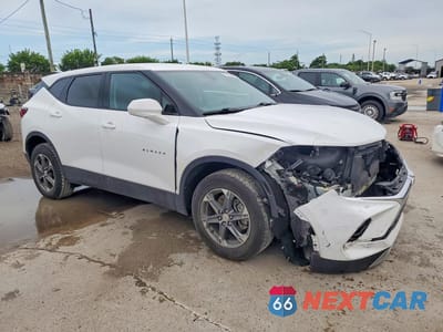 Czwarte zdjęcie samochodu z boku: 2023 CHEVROLET BLAZER 2LT VIN:3GNKBCR43PS168218 - miniatura
