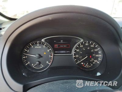 Zdjęcie 9 z 12 samochodu: 2016 NISSAN ALTIMA 2.5 SV VIN:1N4AL3AP7GC112530 - miniatura