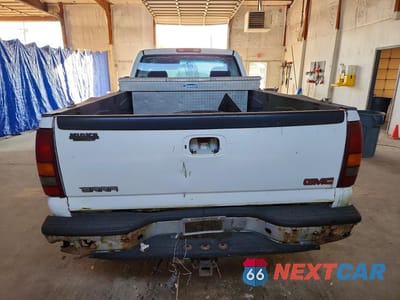 Zdjęcie 6 z 12 samochodu: 2000 GMC NEW SIERRA K1500 VIN:1GTEK14T3YE319837 - miniatura