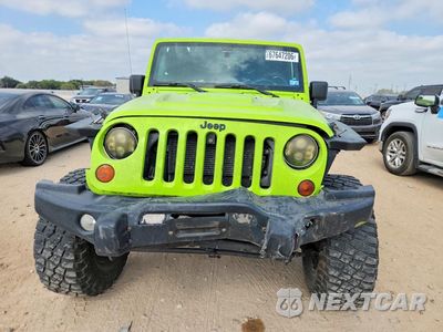 Piąte zdjęcie samochodu w środku: 2013 JEEP WRANGLER UNLIMITED SAHARA VIN:1C4BJWEG0DL581650 - miniatura