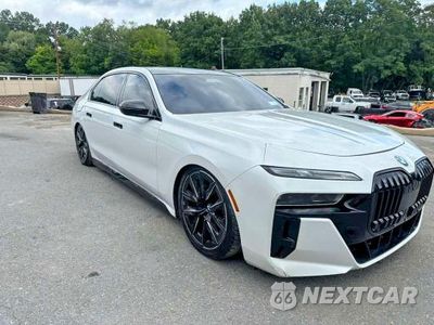 Czwarte zdjęcie samochodu z boku: 2024 BMW 760 XI VIN:WBA33EJ0XRCP25744 - miniatura