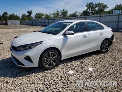 2024 KIA FORTE LXS 3KPF24AD2RE839925 - główne zdjęcie licytacji z USA - miniatura