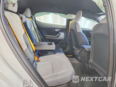Zdjęcie 10 z 12 samochodu: 2023 POLESTAR 2 VIN:YSMET3KAXPL129090 - miniatura