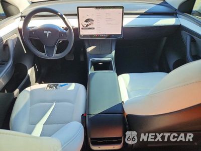 Zdjęcie 8 z 13 samochodu: 2024 TESLA MODEL Y VIN:7SAYGDEE1RF202731 - miniatura
