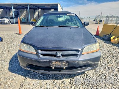 Piąte zdjęcie samochodu w środku: 2000 HONDA ACCORD EX VIN:JHMCG5650YC018046 - miniatura