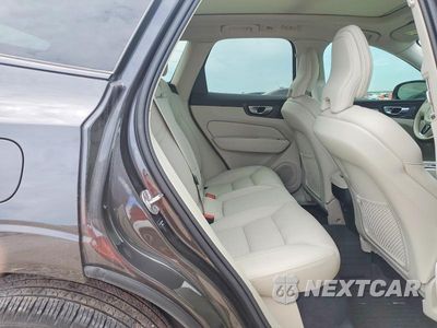 Zdjęcie 10 z 12 samochodu: 2024 VOLVO XC60 PLUS VIN:YV4L12RL5R1846504 - miniatura