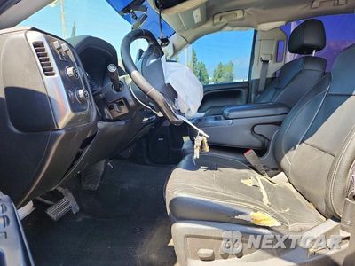 Zdjęcie 7 z 13 samochodu: 2016 CHEVROLET SILVERADO K1500 LT VIN:3GCUKREC1GG312028 - miniatura