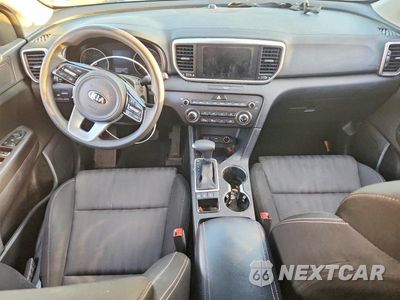 Zdjęcie 8 z 13 samochodu: 2020 KIA SPORTAGE LX VIN:KNDPMCAC2L7762139 - miniatura