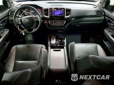 Zdjęcie 8 z 13 samochodu: 2017 HONDA PILOT TOURING VIN:5FNYF6H91HB027874 - miniatura