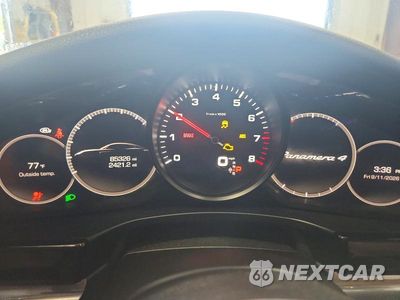 Zdjęcie 9 z 12 samochodu: 2017 PORSCHE PANAMERA 2 VIN:WP0AA2A76HL100591 - miniatura