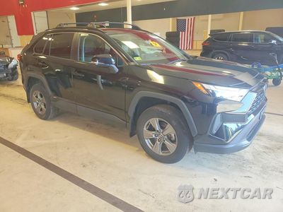 Czwarte zdjęcie samochodu z boku: 2024 TOYOTA RAV4 HYBRID XLE VIN:2T3RWRFV0RW208112 - miniatura