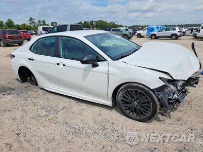 Czwarte zdjęcie samochodu z boku: 2022 TOYOTA CAMRY SE NIGHTSHADE VIN:4T1G11AK7NU029122 - miniatura