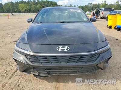Piąte zdjęcie samochodu w środku: 2025 HYUNDAI ELANTRA SEL SPORT VIN:KMHLM4DG2SU872171 - miniatura