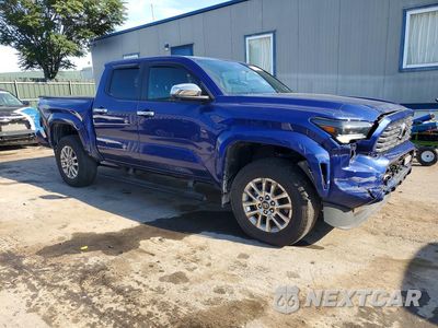 Czwarte zdjęcie samochodu z boku: 2024 TOYOTA TACOMA LIMITED VIN:3TYLB5JN6RT007886 - miniatura