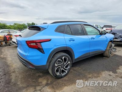 Trzecie zdjęcie samochodu z tyłu: 2024 CHEVROLET TRAX 2RS VIN:KL77LJE22RC194903 - miniatura