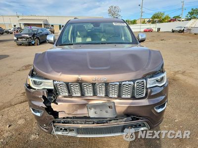 Piąte zdjęcie samochodu w środku: 2017 JEEP GRAND CHEROKEE OVERLAND VIN:1C4RJFCG1HC738948 - miniatura