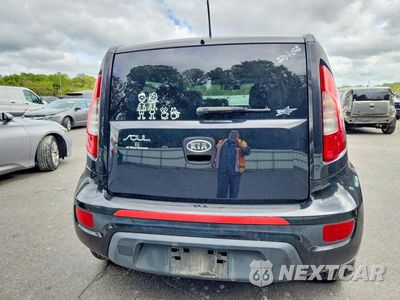 Zdjęcie 6 z 13 samochodu: 2012 KIA SOUL BASE VIN:KNDJT2A51C7426759 - miniatura