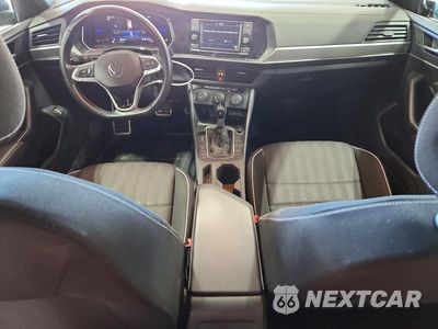 Zdjęcie 8 z 12 samochodu: 2024 VOLKSWAGEN JETTA SPORT VIN:3VWBM7BU2RM078776 - miniatura