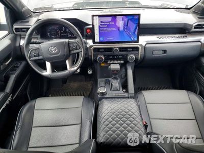 Zdjęcie 8 z 12 samochodu: 2024 TOYOTA TACOMA TRD SPORT VIN:3TMLB5JN5RM049526 - miniatura