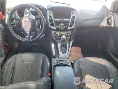 Zdjęcie 8 z 13 samochodu: 2014 FORD FOCUS TITANIUM VIN:1FADP3J27EL153193 - miniatura