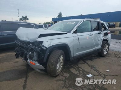 2025 JEEP GRAND CHEROKEE LAREDO 1C4RJHAG2SC356627 - główne zdjęcie licytacji z USA - miniatura