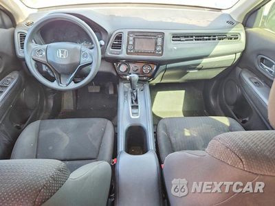 Zdjęcie 8 z 13 samochodu: 2016 HONDA HR-V LX VIN:3CZRU5H37GM704737 - miniatura