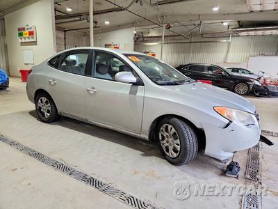 Czwarte zdjęcie samochodu z boku: 2009 HYUNDAI ELANTRA GLS VIN:KMHDU46DX9U821342 - miniatura