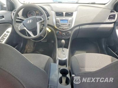 Zdjęcie 8 z 12 samochodu: 2013 HYUNDAI ACCENT GS VIN:KMHCT5AEXDU072801 - miniatura