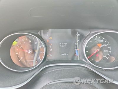 Zdjęcie 9 z 12 samochodu: 2018 JEEP COMPASS LATITUDE VIN:3C4NJDBB4JT470206 - miniatura