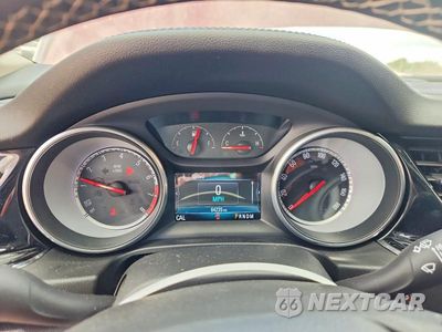 Zdjęcie 9 z 13 samochodu: 2018 BUICK REGAL TOURX ESSENCE VIN:W04GV8SX9J1089257 - miniatura