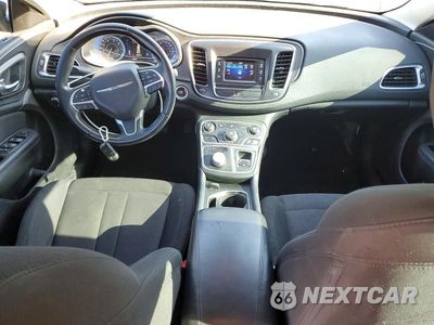 Zdjęcie 8 z 12 samochodu: 2016 CHRYSLER 200 LIMITED VIN:1C3CCCAB6GN169236 - miniatura