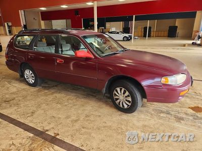 Czwarte zdjęcie samochodu z boku: 1996 TOYOTA CAMRY LE VIN:4T1EG12K3TU759840 - miniatura