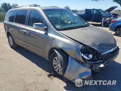 Czwarte zdjęcie samochodu z boku: 2011 KIA SEDONA LX VIN:KNDMG4C75B6364010 - miniatura
