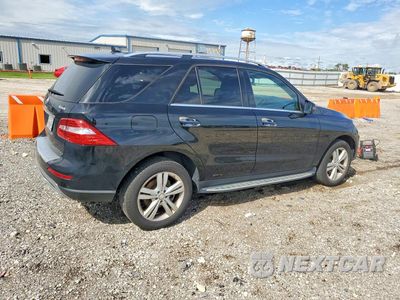 Trzecie zdjęcie samochodu z tyłu: 2014 MERCEDES-BENZ ML 350 4MATIC VIN:4JGDA5HB7EA417887 - miniatura
