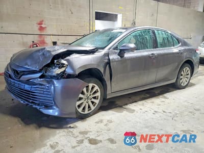 2019 TOYOTA CAMRY HYBRID XLE 4T1B21HK1KU513862 - główne zdjęcie licytacji z USA - miniatura