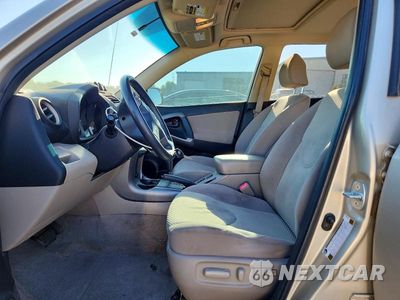 Zdjęcie 7 z 13 samochodu: 2006 TOYOTA RAV4 LIMITED VIN:JTMZK31V165001313 - miniatura
