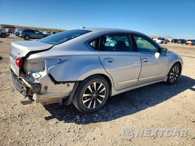 Trzecie zdjęcie samochodu z tyłu: 2016 NISSAN ALTIMA 2.5 SV VIN:1N4AL3AP3GC268581 - miniatura
